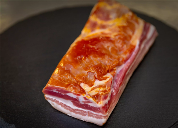 Tirs - fre: Hjemmalvet bacon