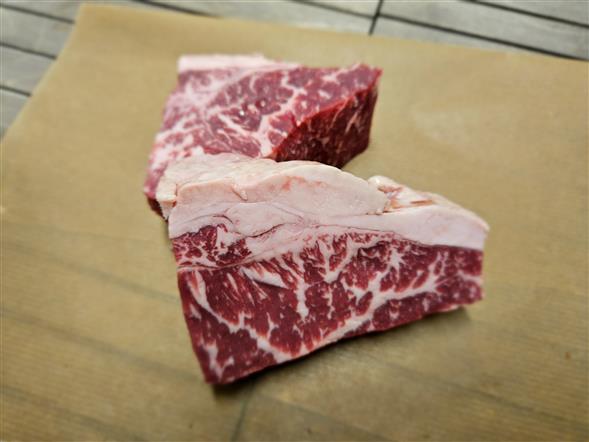 Wagu Entré cotes Wagyu Cross BMS : 9+  (Varen er frosset)