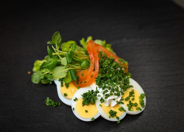 Luksus smørrebrød - Æg og tomat