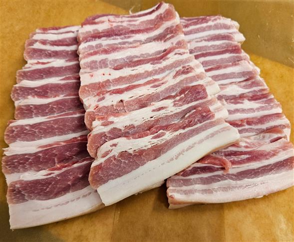 JA TAK TiRSDAG 💥 1,4KG SVINEBRYST I SKRIVER