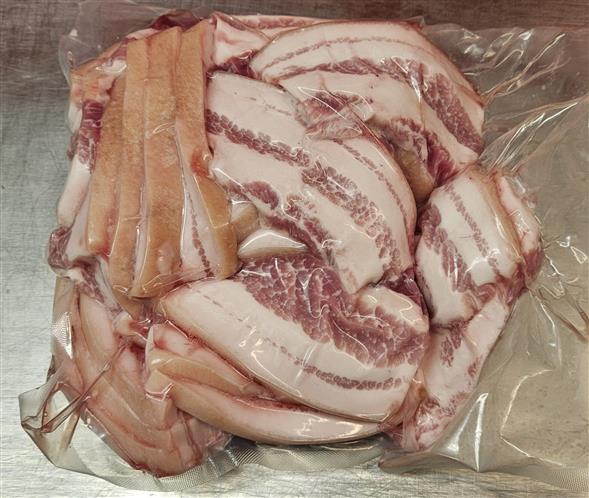 JA TAK TIRSDAG 💥 1kg SVINEBRYST I SKIVER 49,-