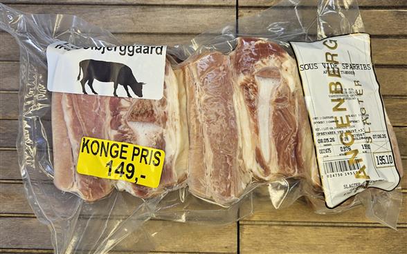 JA TAK FREDAG 💥 1KG OKSE SPARRIBS